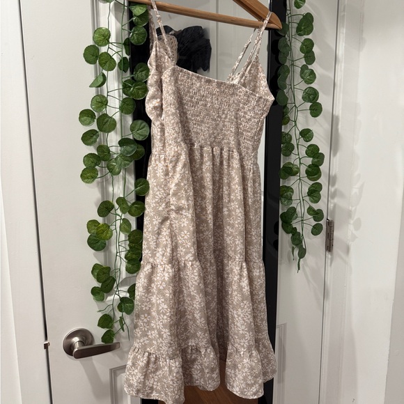 Daisy Floral Print mid Cami Dress - Picture 7 of 7